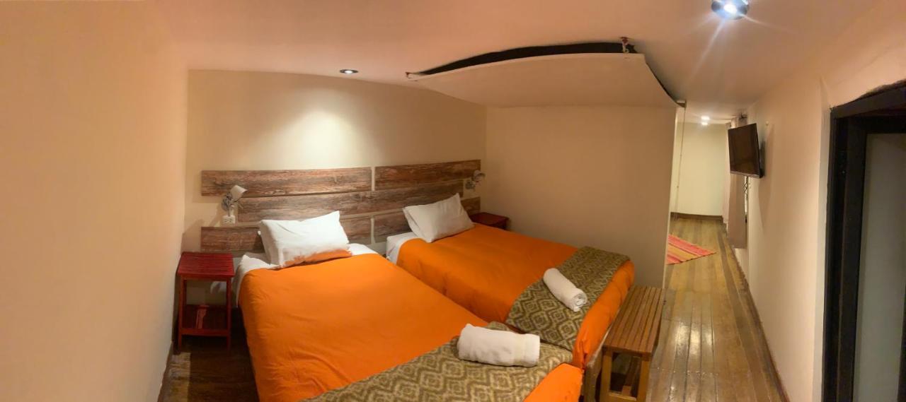 Gaia House Hostel Куско Екстер'єр фото
